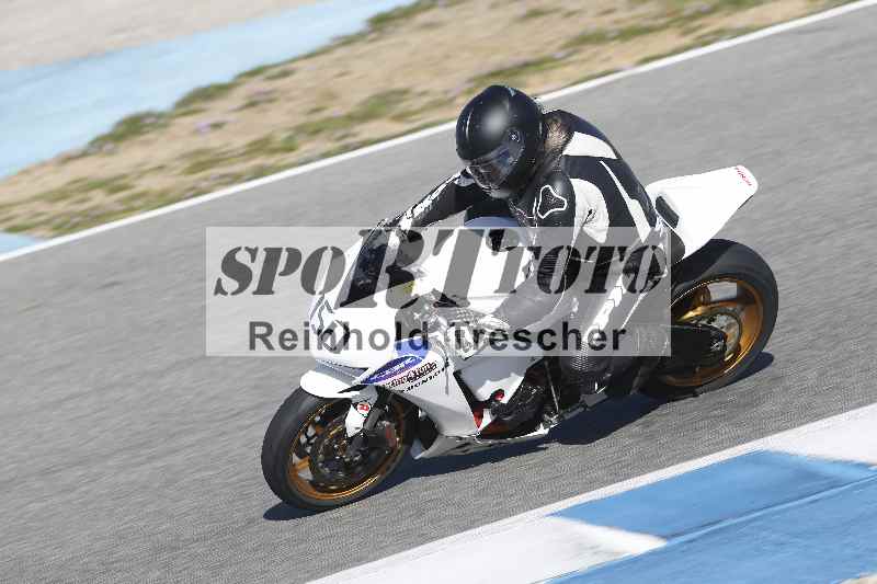 /Archiv-2024/02 29.01.-02.02.2024 Moto Center Thun Jerez/Gruppe gruen-green/150